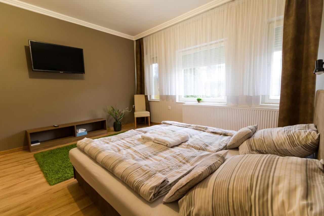 Thermal Garden Weninger Apartmanok Kiskunhalas Εξωτερικό φωτογραφία